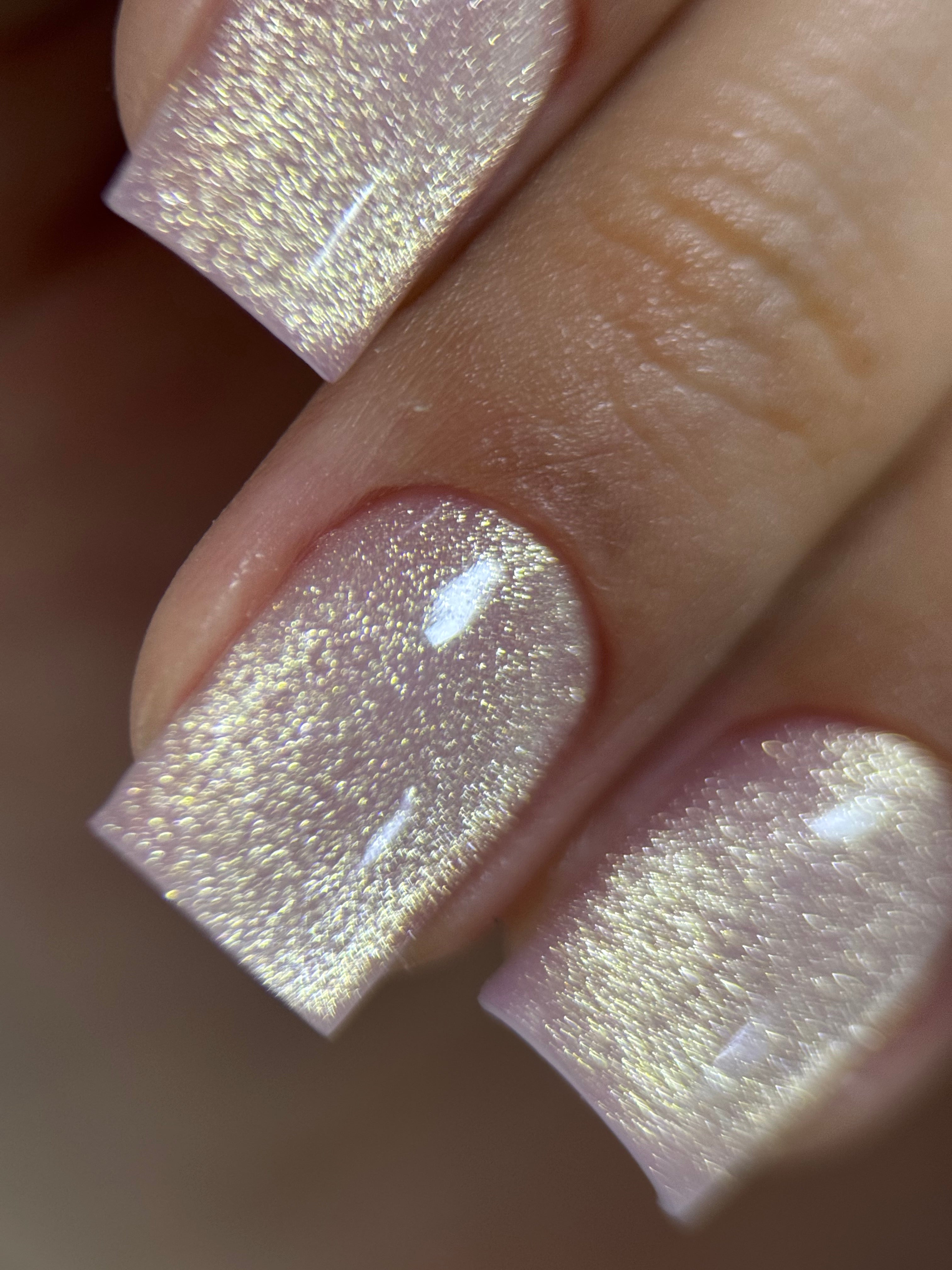 Gel polish Cat eye 002